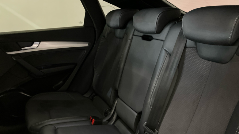 Audi Q5 50 TFSI e Quattro S Line 5dr S Tronic Estate